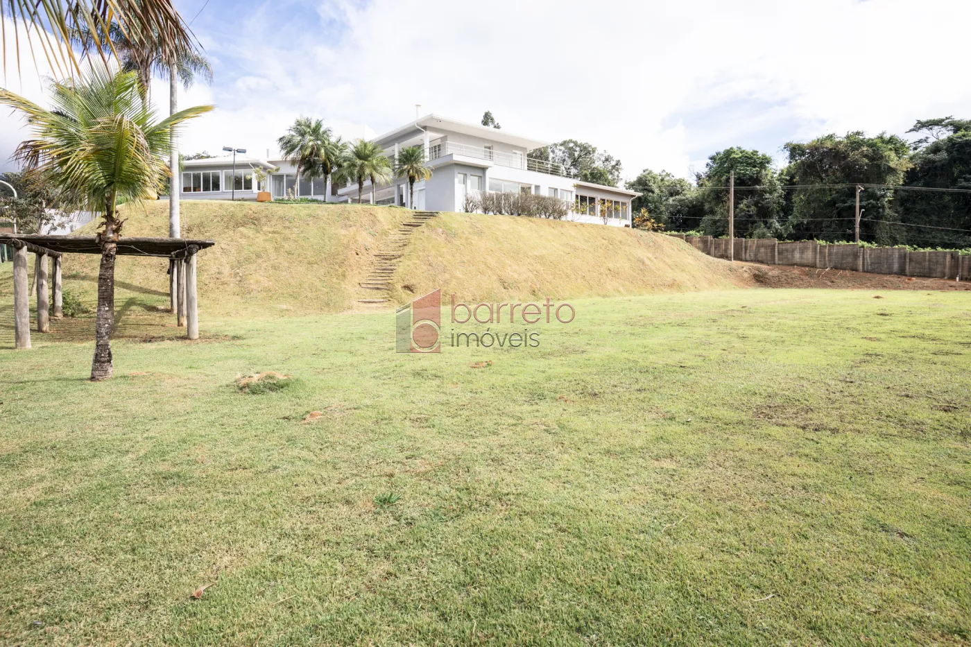 CASA ALTO PADRÃO PARA VENDA NO CONDOMINÍO FERRARI – JUNDIAÍ/SP