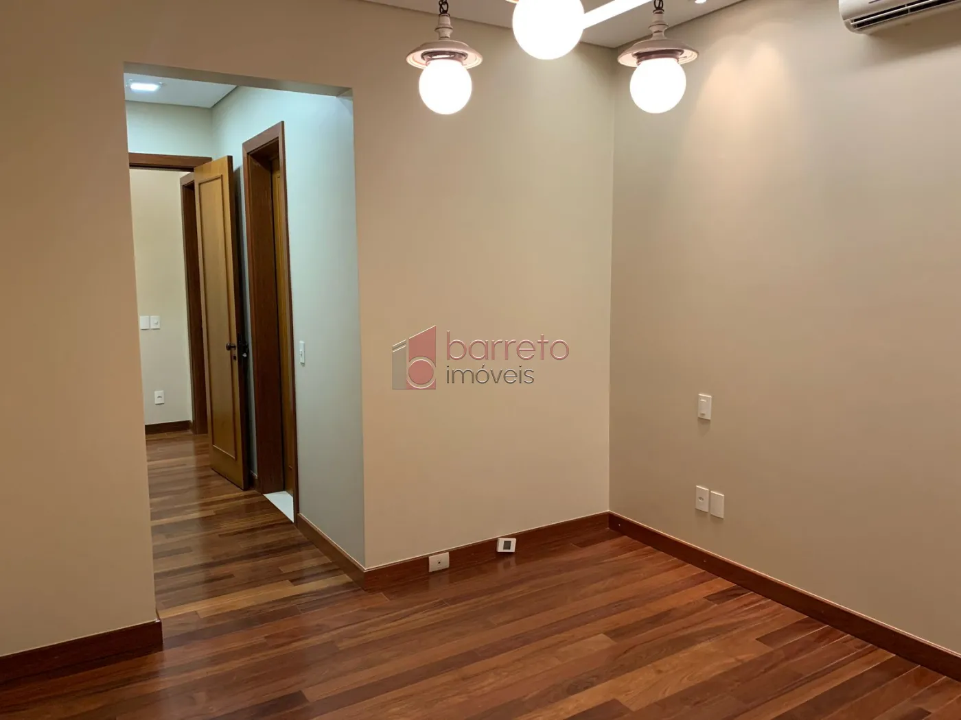 CASA ALTO PADRÃO PARA VENDA E LOCAÇÃO NO CONDOMÍNIO FERRARI – BAIRRO MALOTA – JUNDIAÍ/SP