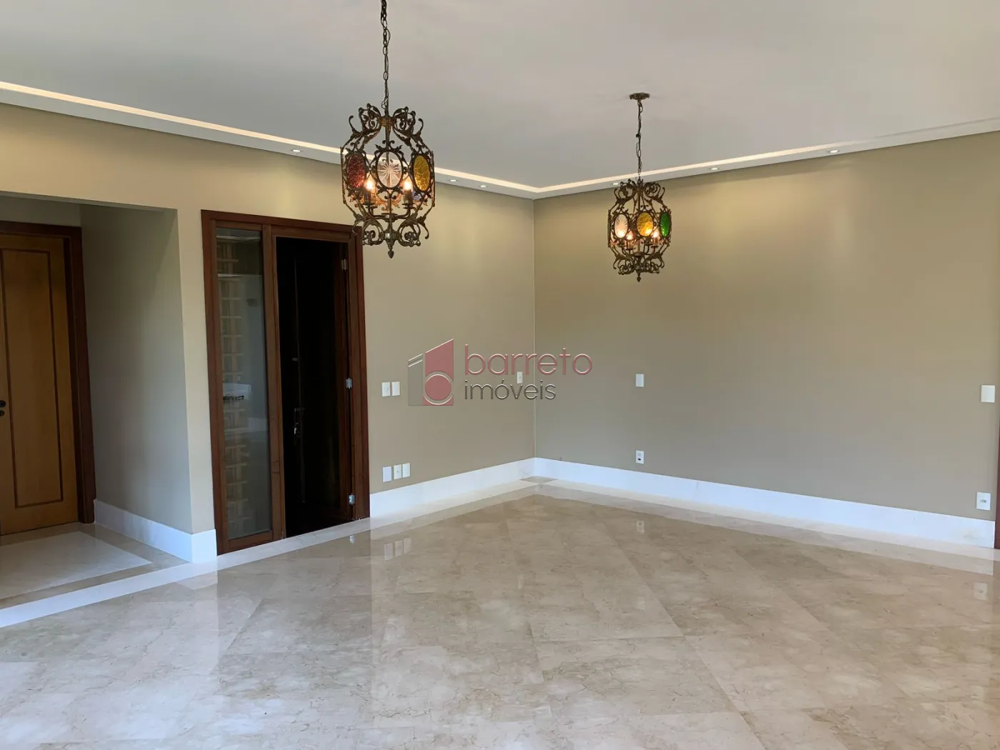 CASA ALTO PADRÃO PARA VENDA E LOCAÇÃO NO CONDOMÍNIO FERRARI – BAIRRO MALOTA – JUNDIAÍ/SP