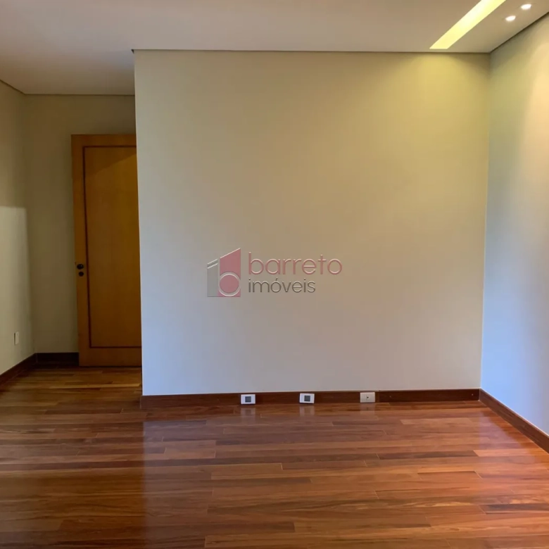 CASA ALTO PADRÃO PARA VENDA E LOCAÇÃO NO CONDOMÍNIO FERRARI – BAIRRO MALOTA – JUNDIAÍ/SP