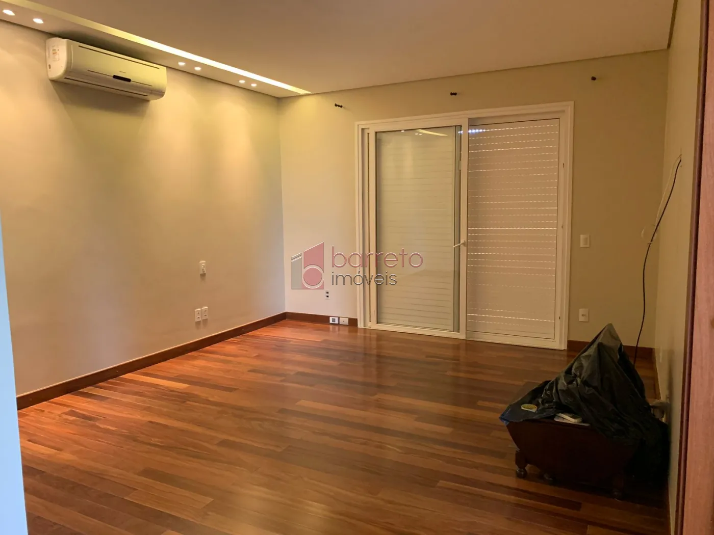 CASA ALTO PADRÃO PARA VENDA E LOCAÇÃO NO CONDOMÍNIO FERRARI – BAIRRO MALOTA – JUNDIAÍ/SP