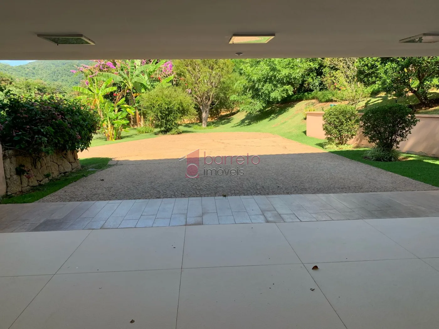 CASA ALTO PADRÃO PARA VENDA E LOCAÇÃO NO CONDOMÍNIO FERRARI – BAIRRO MALOTA – JUNDIAÍ/SP