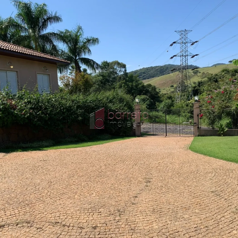 CASA ALTO PADRÃO PARA VENDA E LOCAÇÃO NO CONDOMÍNIO FERRARI – BAIRRO MALOTA – JUNDIAÍ/SP