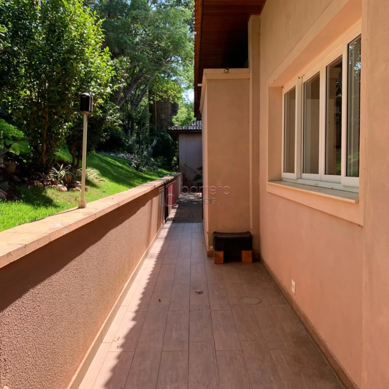 CASA ALTO PADRÃO PARA VENDA E LOCAÇÃO NO CONDOMÍNIO FERRARI – BAIRRO MALOTA – JUNDIAÍ/SP