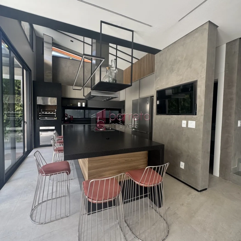 CASA À VENDA – 03 QUARTOS – RESERVA MARAJOARA – JUNDIAÍ/SP