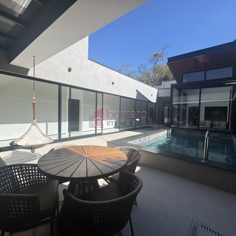 CASA À VENDA – 03 QUARTOS – RESERVA MARAJOARA – JUNDIAÍ/SP
