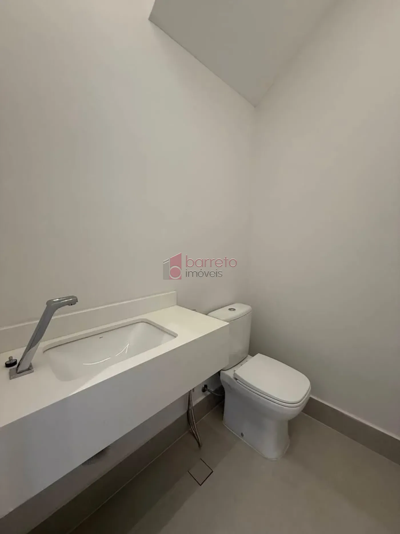 SOBRADO À VENDA – 03 QUARTOS – BRISAS DA MATA – JUNDIAÍ/SP