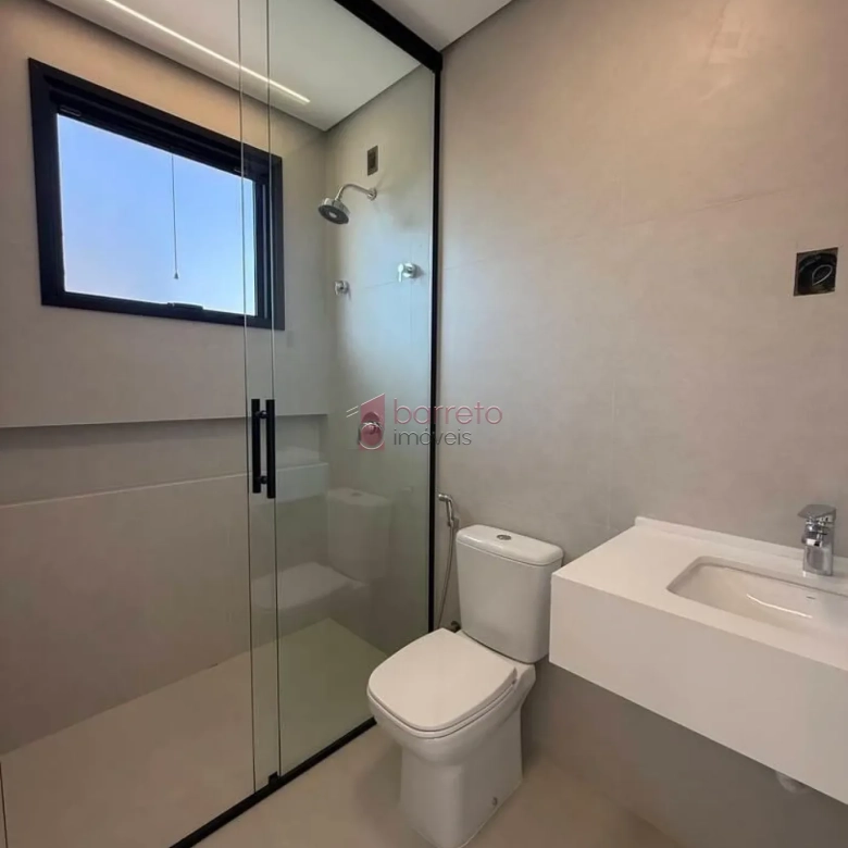 SOBRADO À VENDA – 03 QUARTOS – BRISAS DA MATA – JUNDIAÍ/SP