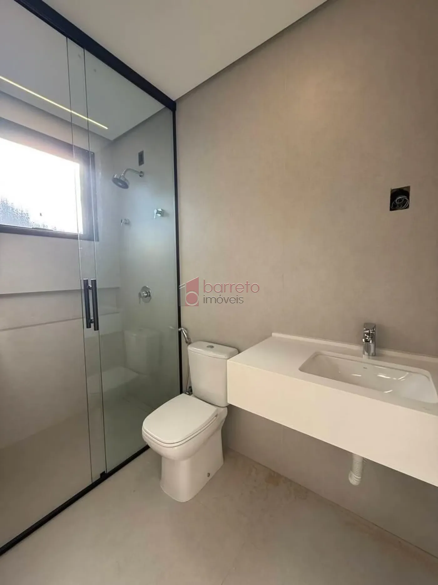 SOBRADO À VENDA – 03 QUARTOS – BRISAS DA MATA – JUNDIAÍ/SP
