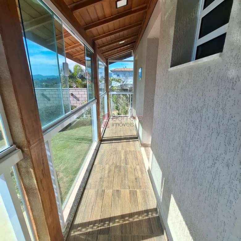 CASA DE ALTO PADRÃO À VENDA NO CONDOMÍNIO VIVENDAS DO JAPI EM JUNDIAÍ/SP