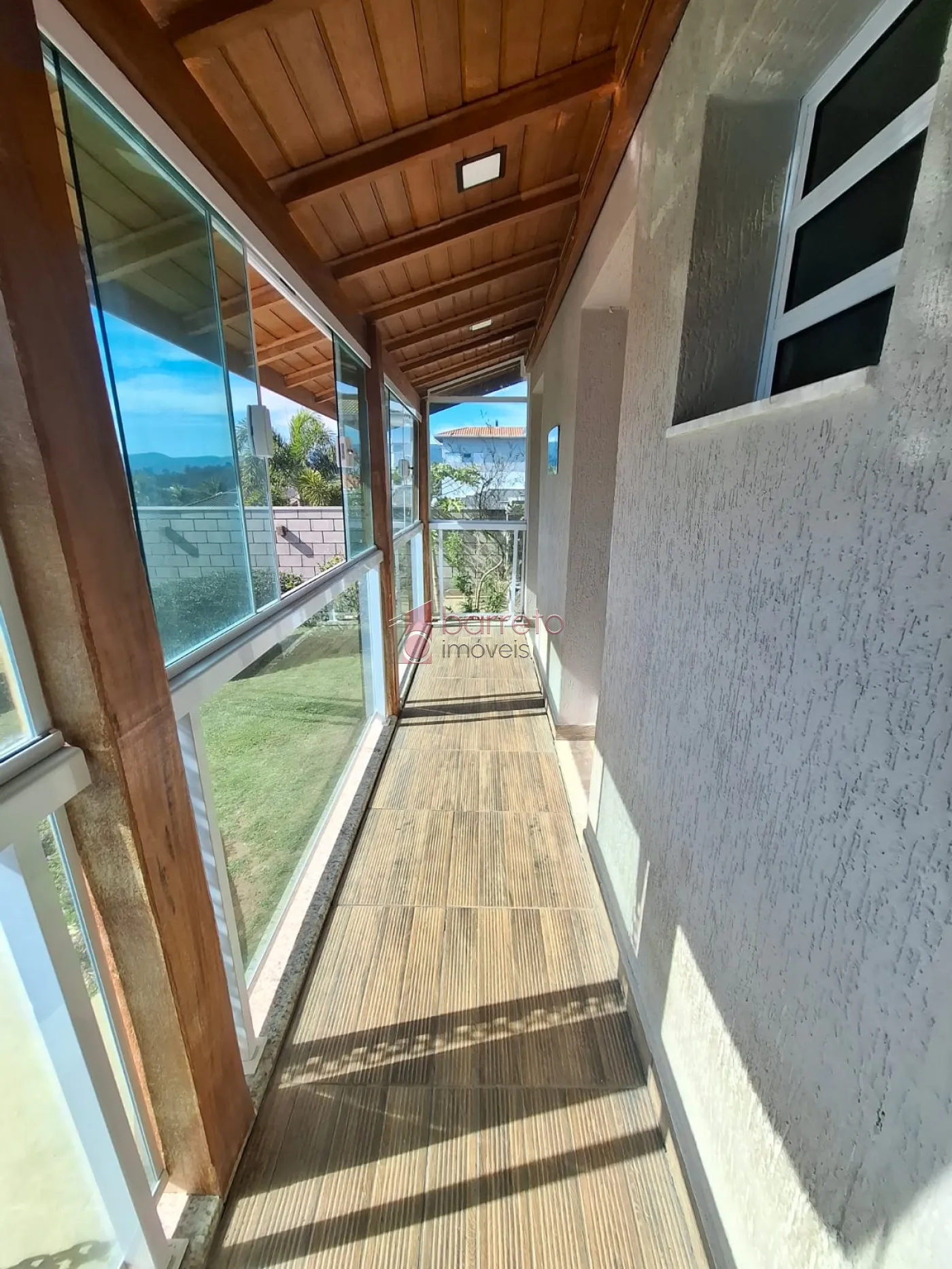 CASA DE ALTO PADRÃO À VENDA NO CONDOMÍNIO VIVENDAS DO JAPI EM JUNDIAÍ/SP