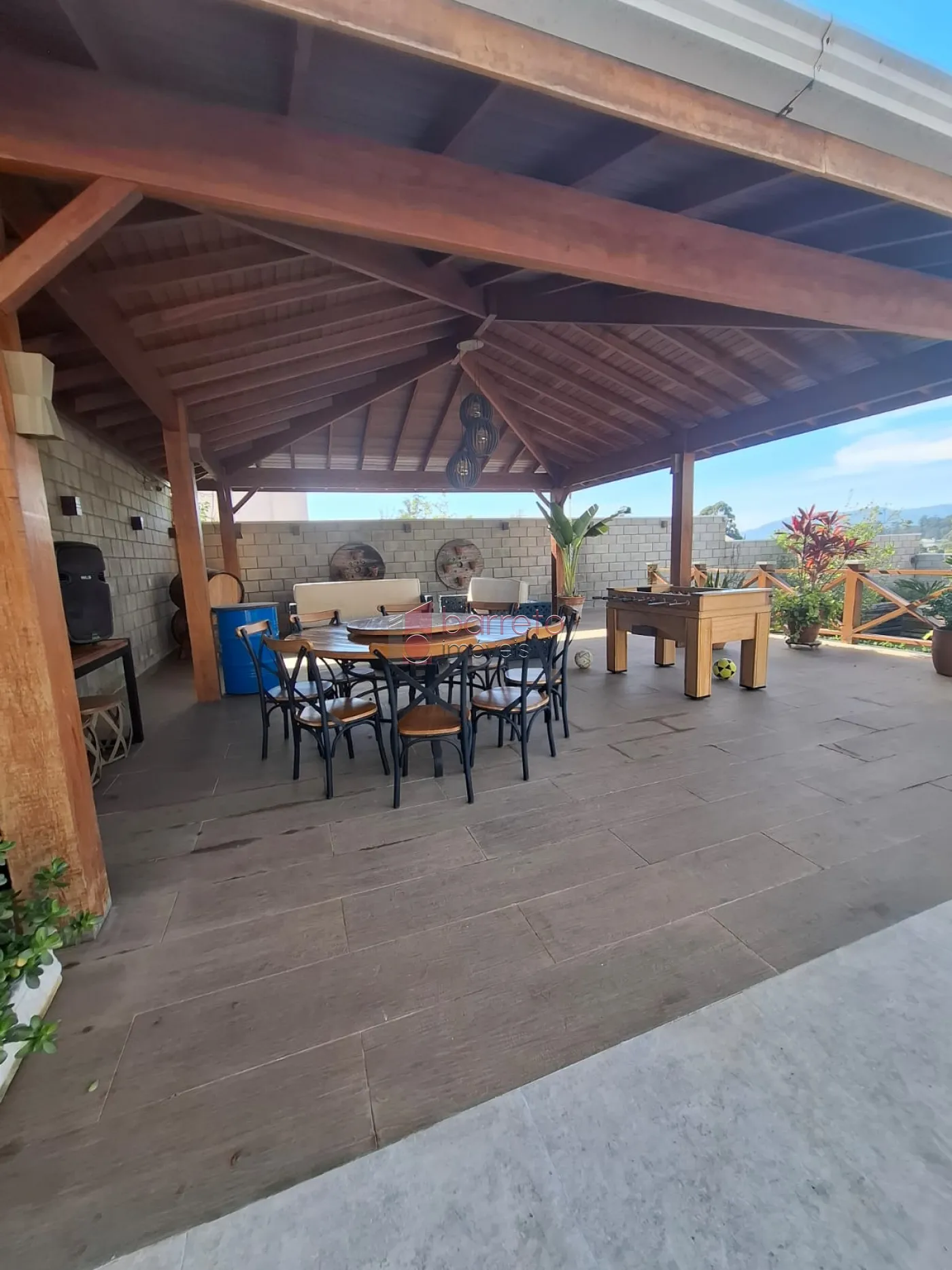 CASA DE ALTO PADRÃO À VENDA NO CONDOMÍNIO VIVENDAS DO JAPI EM JUNDIAÍ/SP