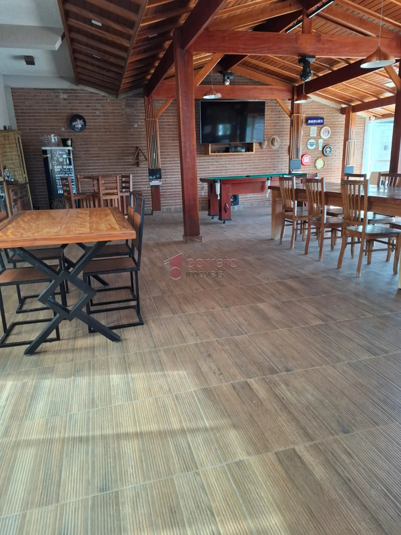 CASA DE ALTO PADRÃO À VENDA NO CONDOMÍNIO VIVENDAS DO JAPI EM JUNDIAÍ/SP