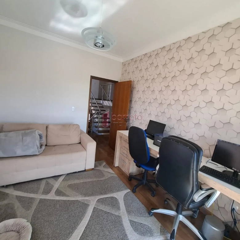 CASA DE ALTO PADRÃO À VENDA NO CONDOMÍNIO VIVENDAS DO JAPI EM JUNDIAÍ/SP