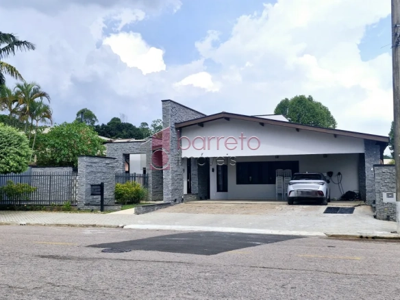 CASA TÉRREA ALTO PADRÃO À VENDA NO CONDOMÍNIO TEREZA CRISTINA – BAIRRO MEDEIROS – JUNDIAÍ/SP
