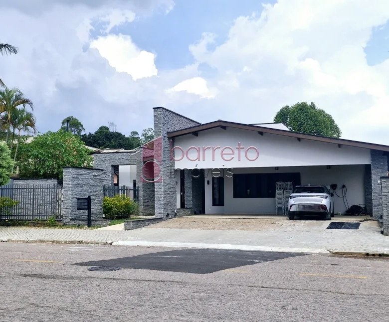 CASA TÉRREA ALTO PADRÃO À VENDA NO CONDOMÍNIO TEREZA CRISTINA – BAIRRO MEDEIROS – JUNDIAÍ/SP