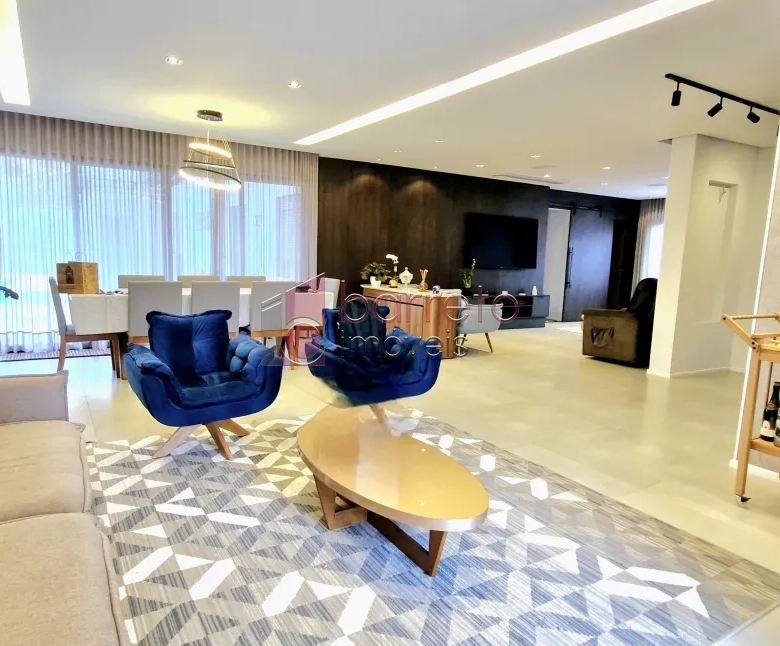 CASA TÉRREA ALTO PADRÃO À VENDA NO CONDOMÍNIO TEREZA CRISTINA – BAIRRO MEDEIROS – JUNDIAÍ/SP