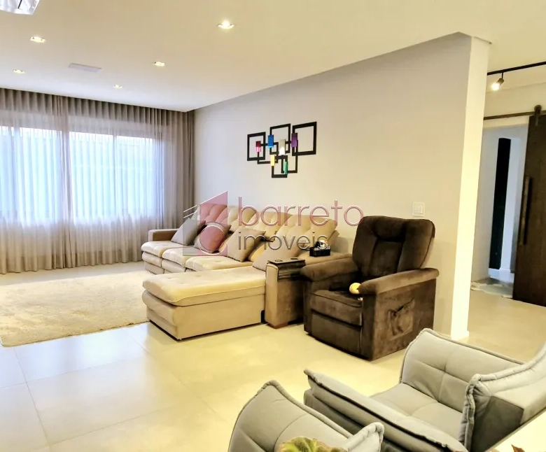 CASA TÉRREA ALTO PADRÃO À VENDA NO CONDOMÍNIO TEREZA CRISTINA – BAIRRO MEDEIROS – JUNDIAÍ/SP