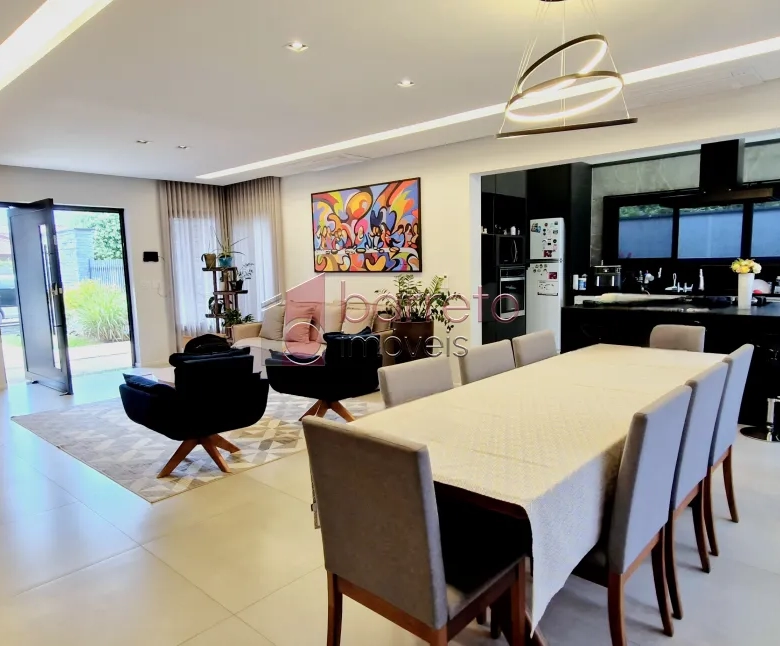 CASA TÉRREA ALTO PADRÃO À VENDA NO CONDOMÍNIO TEREZA CRISTINA – BAIRRO MEDEIROS – JUNDIAÍ/SP