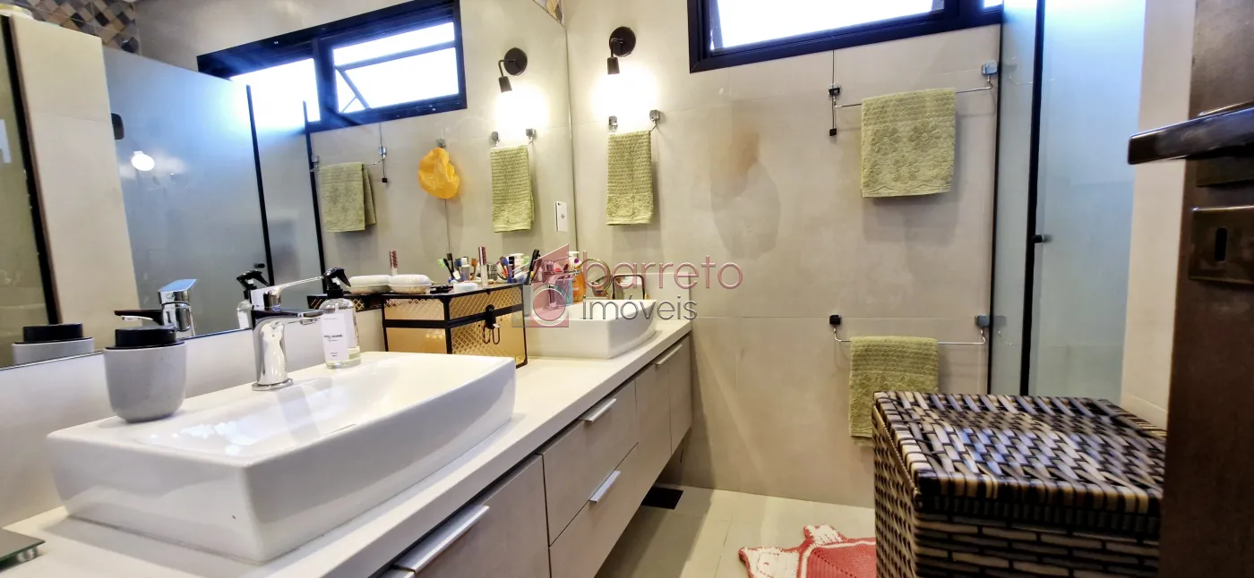 CASA TÉRREA ALTO PADRÃO À VENDA NO CONDOMÍNIO TEREZA CRISTINA – BAIRRO MEDEIROS – JUNDIAÍ/SP
