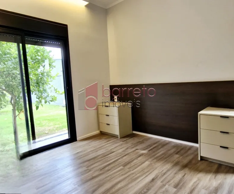 CASA TÉRREA ALTO PADRÃO À VENDA NO CONDOMÍNIO TEREZA CRISTINA – BAIRRO MEDEIROS – JUNDIAÍ/SP