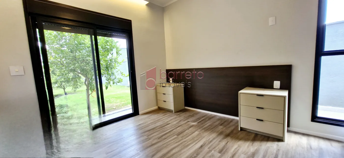 CASA TÉRREA ALTO PADRÃO À VENDA NO CONDOMÍNIO TEREZA CRISTINA – BAIRRO MEDEIROS – JUNDIAÍ/SP