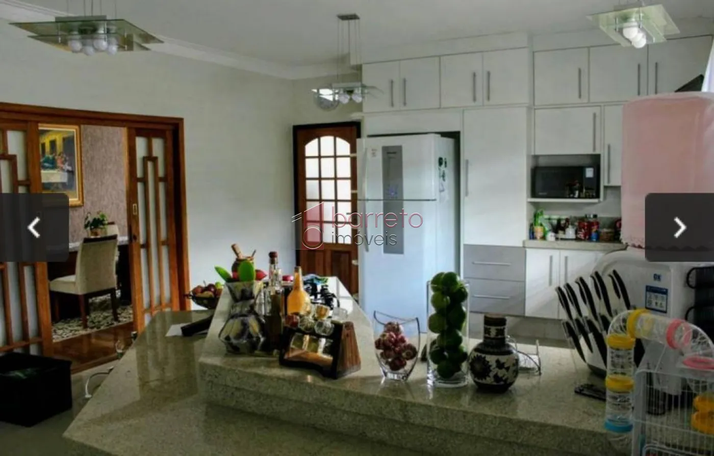 CASA DE ALTO PADRÃO À VENDA NO CONDOMÍNIO VIVENDAS DO JAPI EM JUNDIAÍ/SP