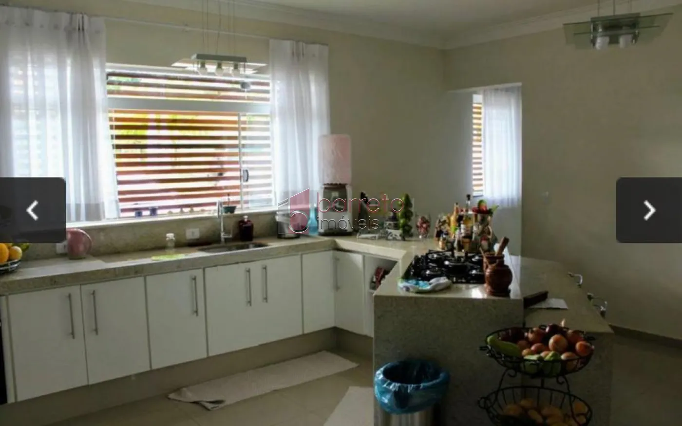 CASA DE ALTO PADRÃO À VENDA NO CONDOMÍNIO VIVENDAS DO JAPI EM JUNDIAÍ/SP