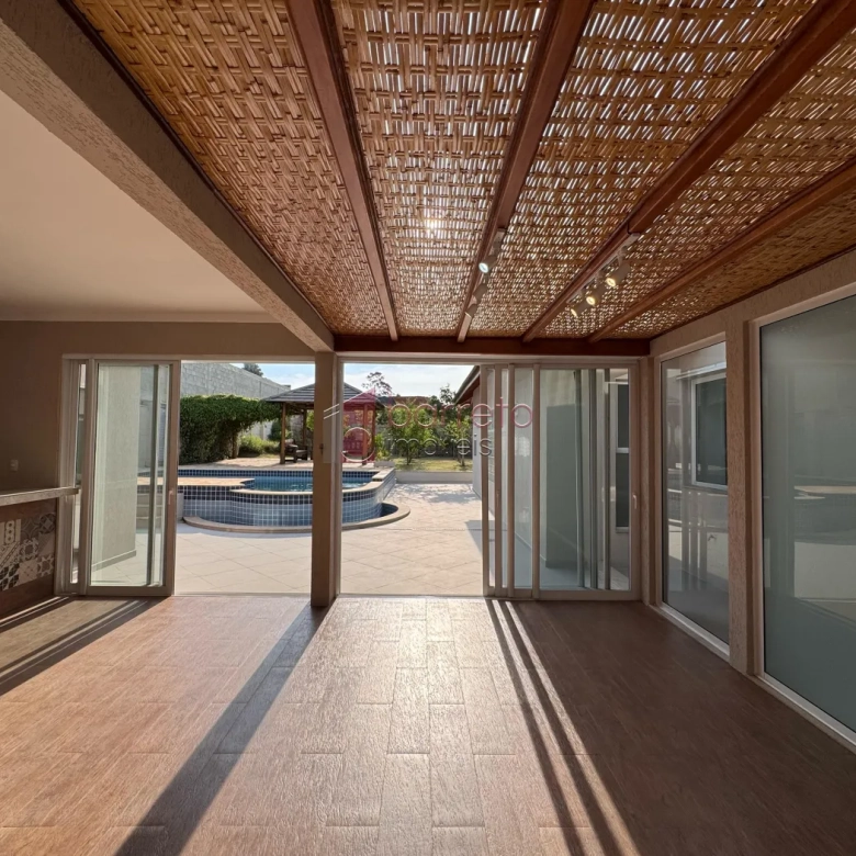 CASA À VENDA NO CONDOMÍNIO QUINTA DAS PAINEIRAS – JUNDIAÍ/SP