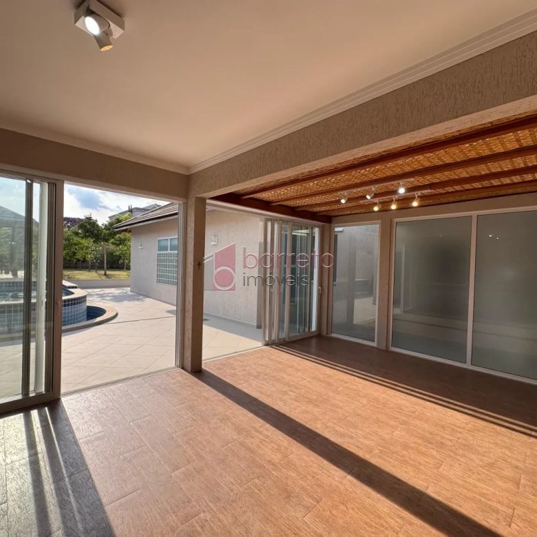 CASA À VENDA NO CONDOMÍNIO QUINTA DAS PAINEIRAS – JUNDIAÍ/SP