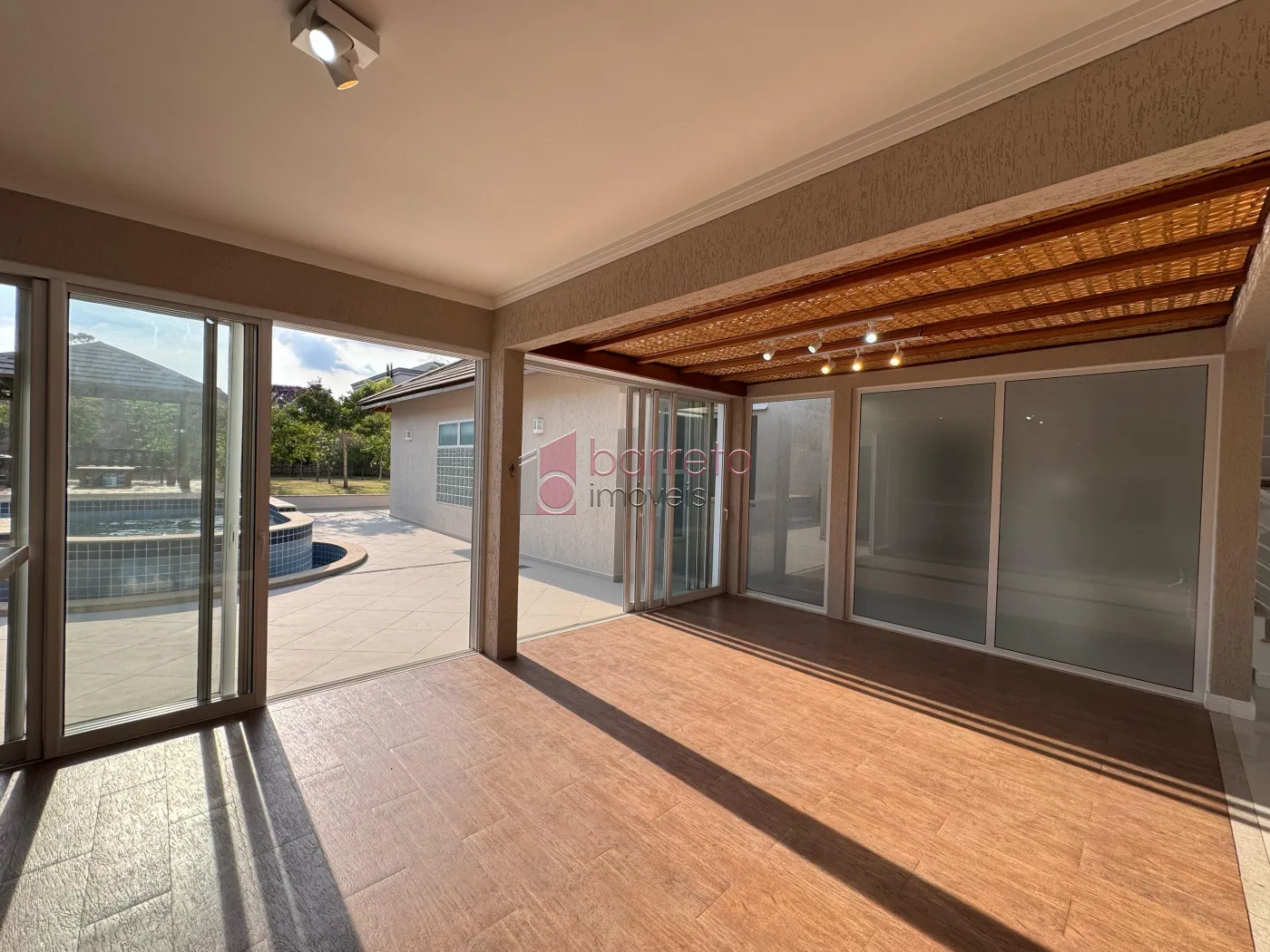 CASA À VENDA NO CONDOMÍNIO QUINTA DAS PAINEIRAS – JUNDIAÍ/SP
