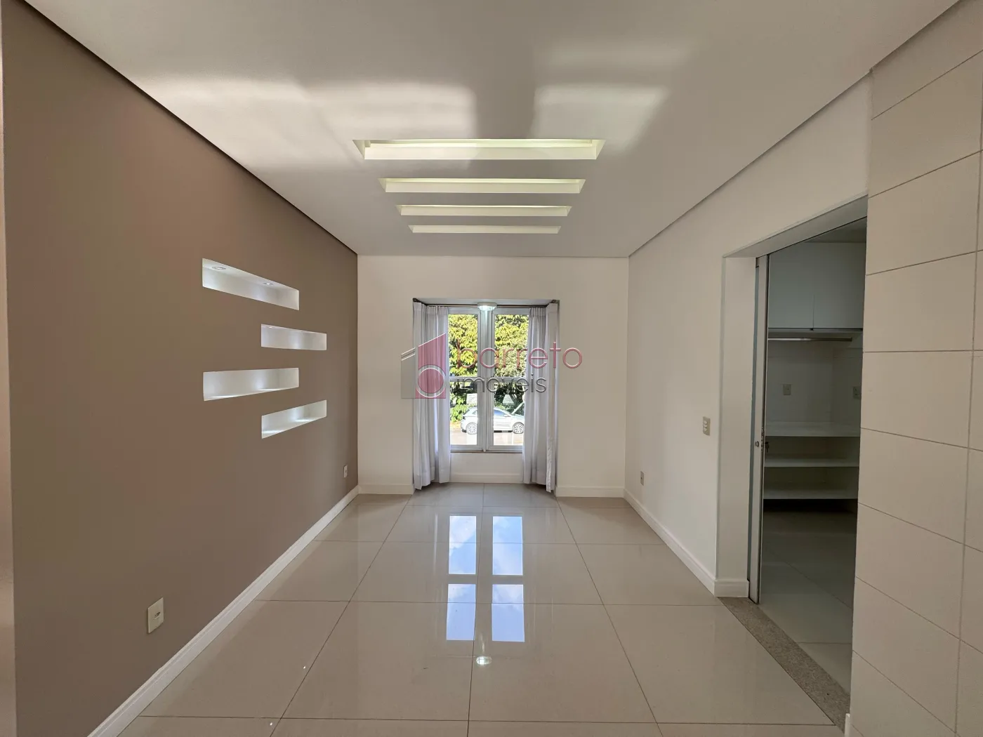 CASA À VENDA NO CONDOMÍNIO QUINTA DAS PAINEIRAS – JUNDIAÍ/SP