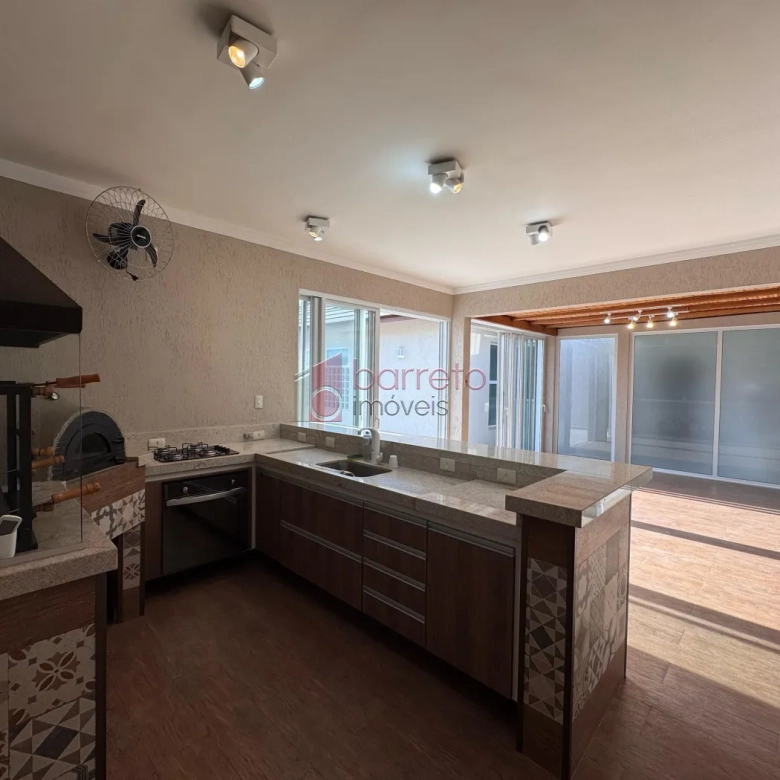 CASA À VENDA NO CONDOMÍNIO QUINTA DAS PAINEIRAS – JUNDIAÍ/SP