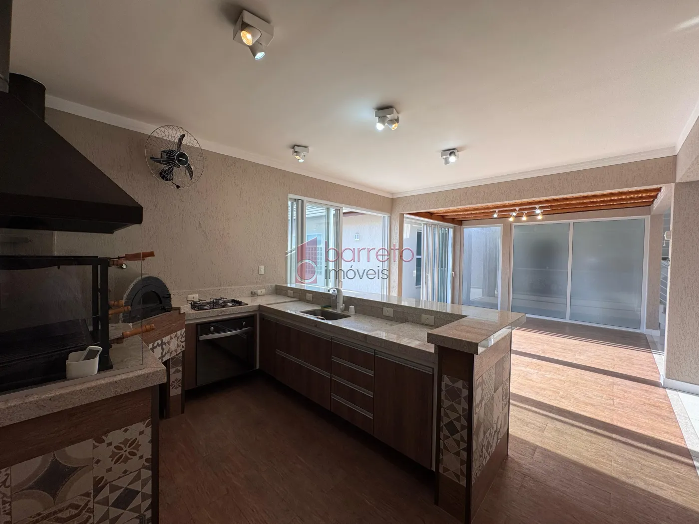 CASA À VENDA NO CONDOMÍNIO QUINTA DAS PAINEIRAS – JUNDIAÍ/SP