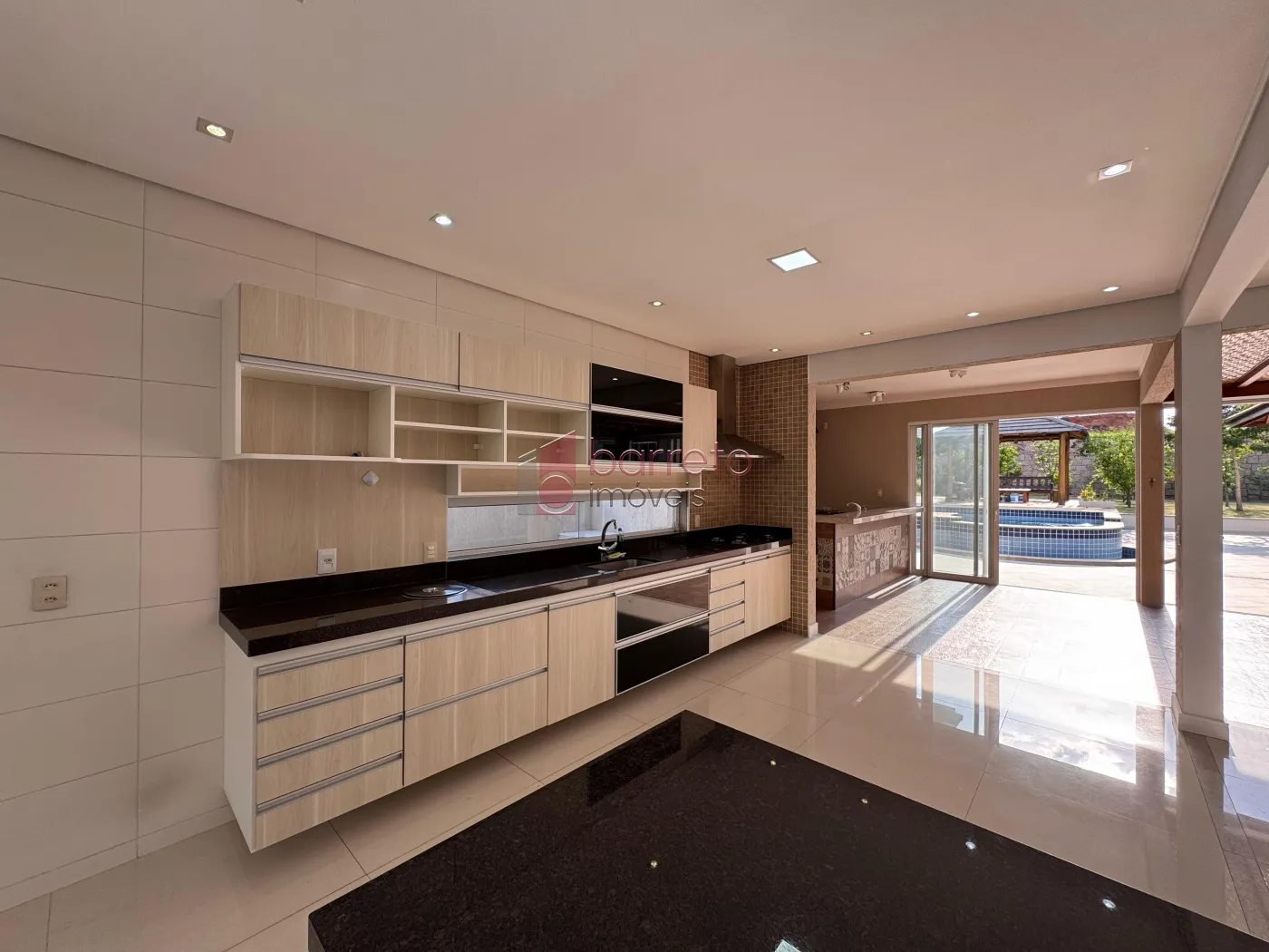CASA À VENDA NO CONDOMÍNIO QUINTA DAS PAINEIRAS – JUNDIAÍ/SP