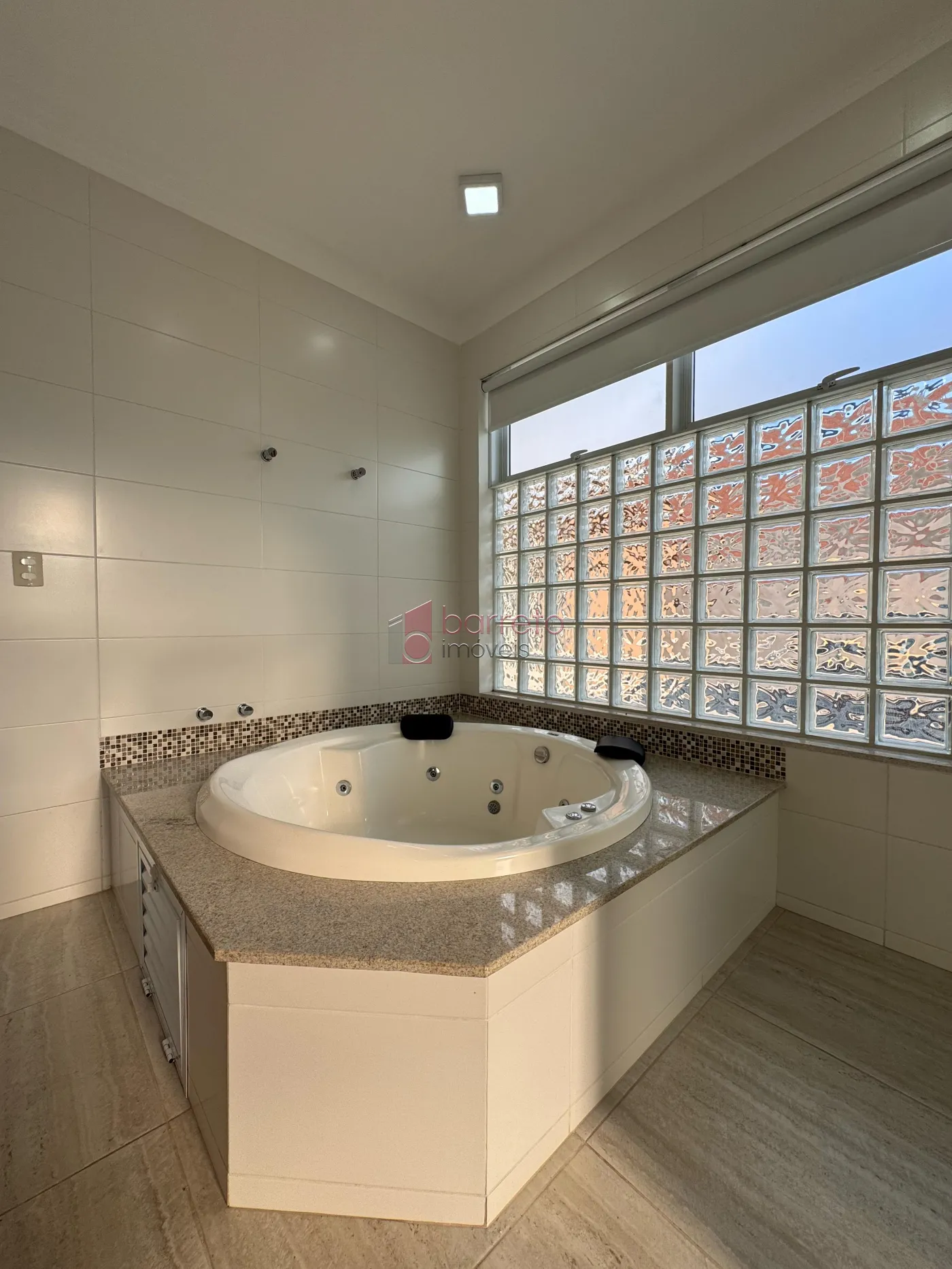 CASA À VENDA NO CONDOMÍNIO QUINTA DAS PAINEIRAS – JUNDIAÍ/SP