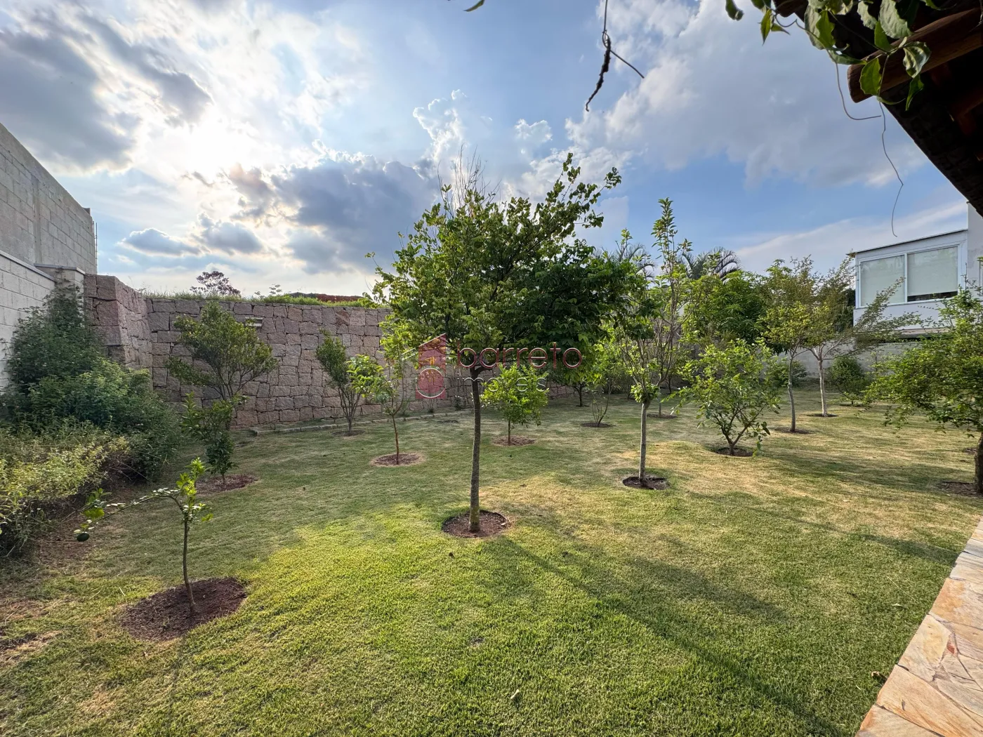 CASA À VENDA NO CONDOMÍNIO QUINTA DAS PAINEIRAS – JUNDIAÍ/SP