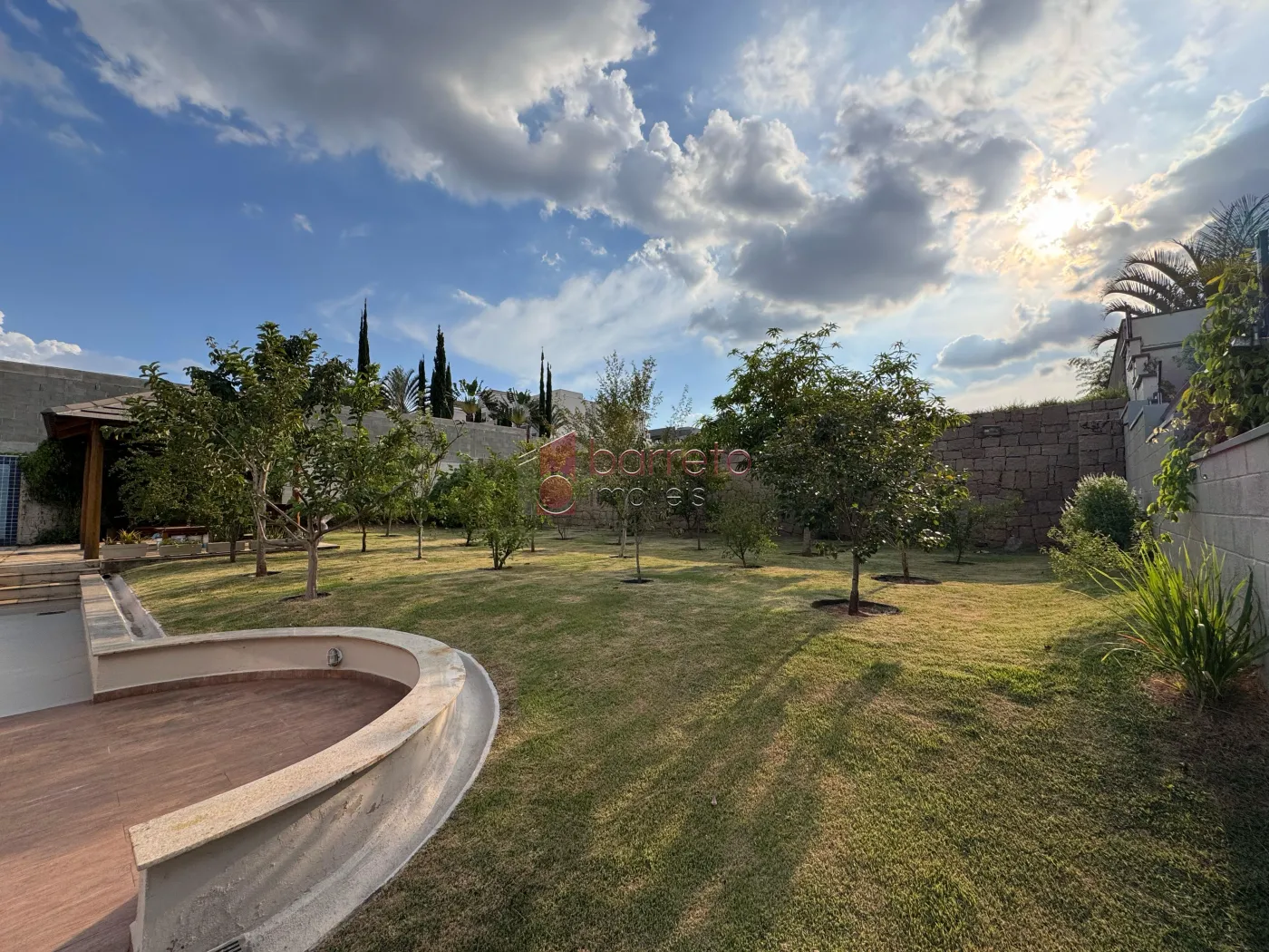 CASA À VENDA NO CONDOMÍNIO QUINTA DAS PAINEIRAS – JUNDIAÍ/SP