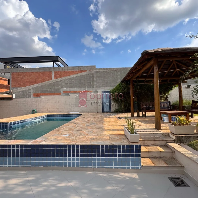 CASA À VENDA NO CONDOMÍNIO QUINTA DAS PAINEIRAS – JUNDIAÍ/SP