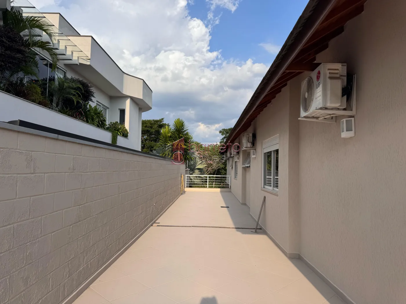 CASA À VENDA NO CONDOMÍNIO QUINTA DAS PAINEIRAS – JUNDIAÍ/SP