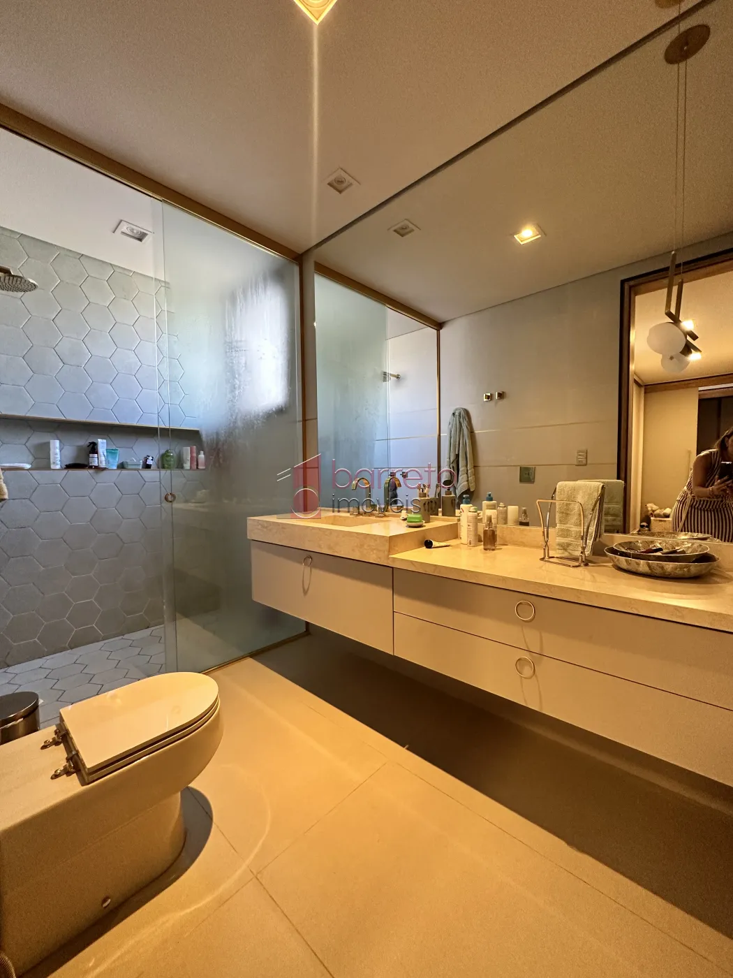 CASA À VENDA – 4 DORMITÓRIOS NO CONDOMÍNIO QUINTA DAS PAINEIRAS – JUNDIAÍ/SP