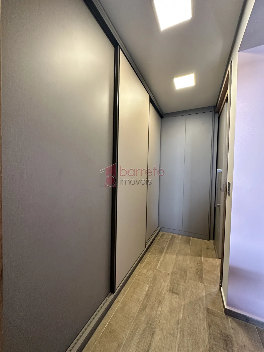 CASA À VENDA – 4 DORMITÓRIOS NO CONDOMÍNIO QUINTA DAS PAINEIRAS – JUNDIAÍ/SP