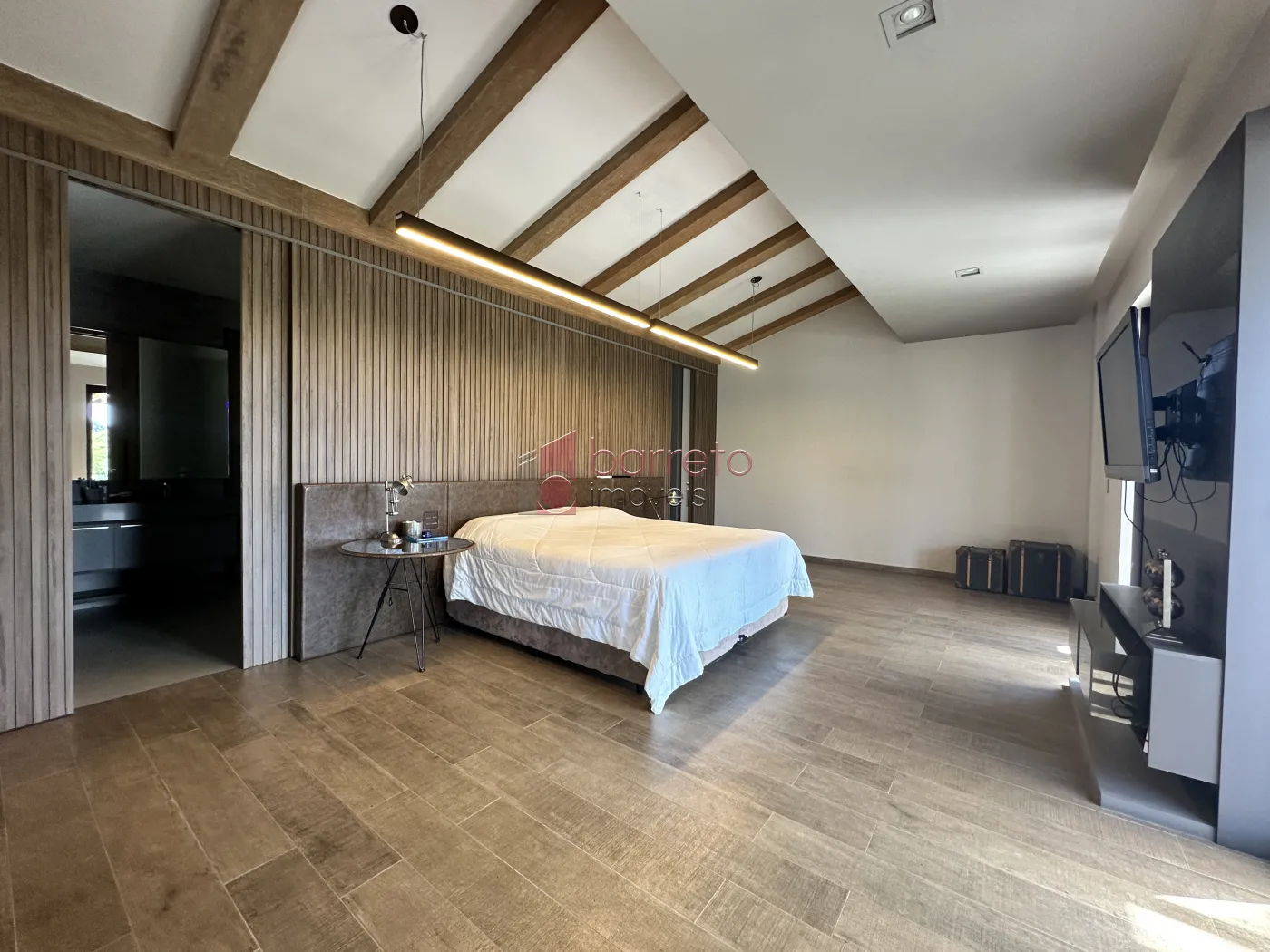 CASA À VENDA – 4 DORMITÓRIOS NO CONDOMÍNIO QUINTA DAS PAINEIRAS – JUNDIAÍ/SP