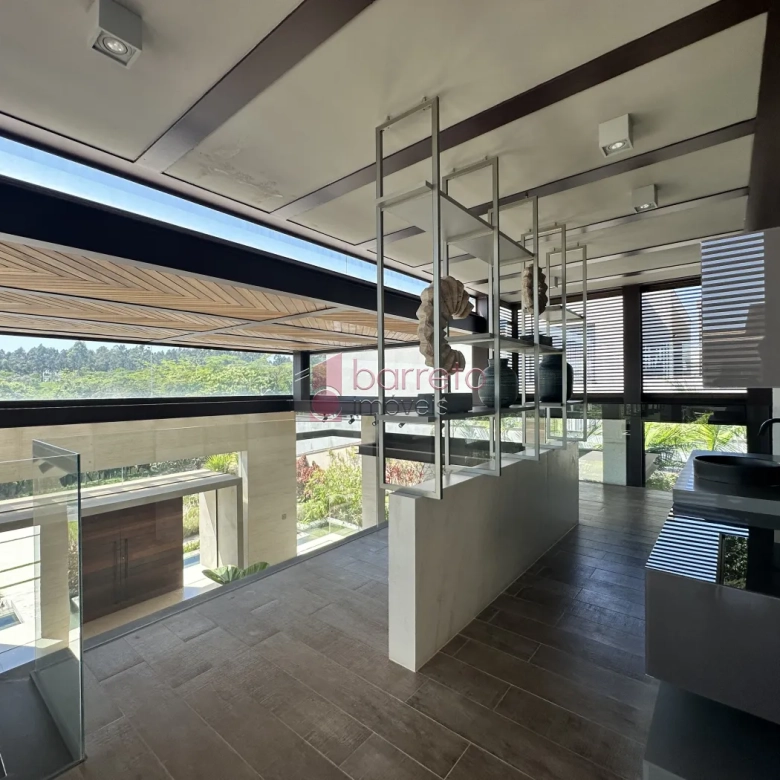 CASA À VENDA – 4 DORMITÓRIOS NO CONDOMÍNIO QUINTA DAS PAINEIRAS – JUNDIAÍ/SP