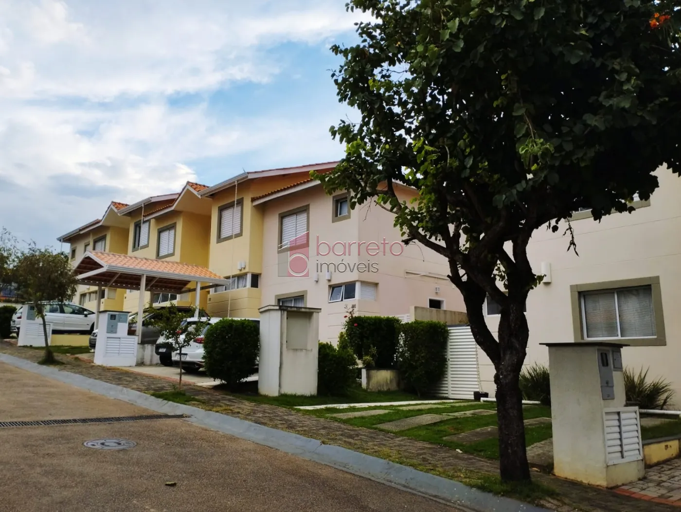 SOBRADO PARA VENDA NO CONDOMÍNIO RESIDENCIAL BELLA COLÔNIA II – JUNDIAÍ/SP