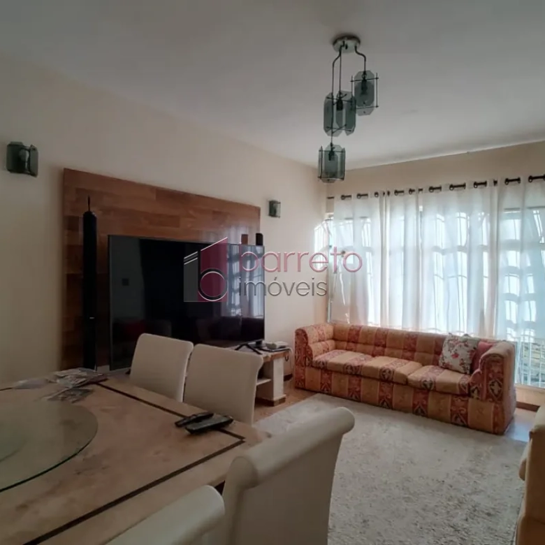 CASA TÉRREA PARA USO COMERCIAL OU RESIDENCIAL À VENDA NA VILA LIBERDADE – JUNDIAÍ/SP