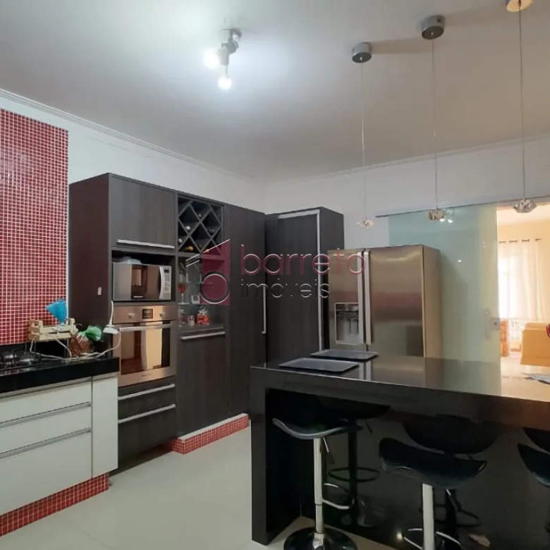 CASA TÉRREA PARA USO COMERCIAL OU RESIDENCIAL À VENDA NA VILA LIBERDADE – JUNDIAÍ/SP