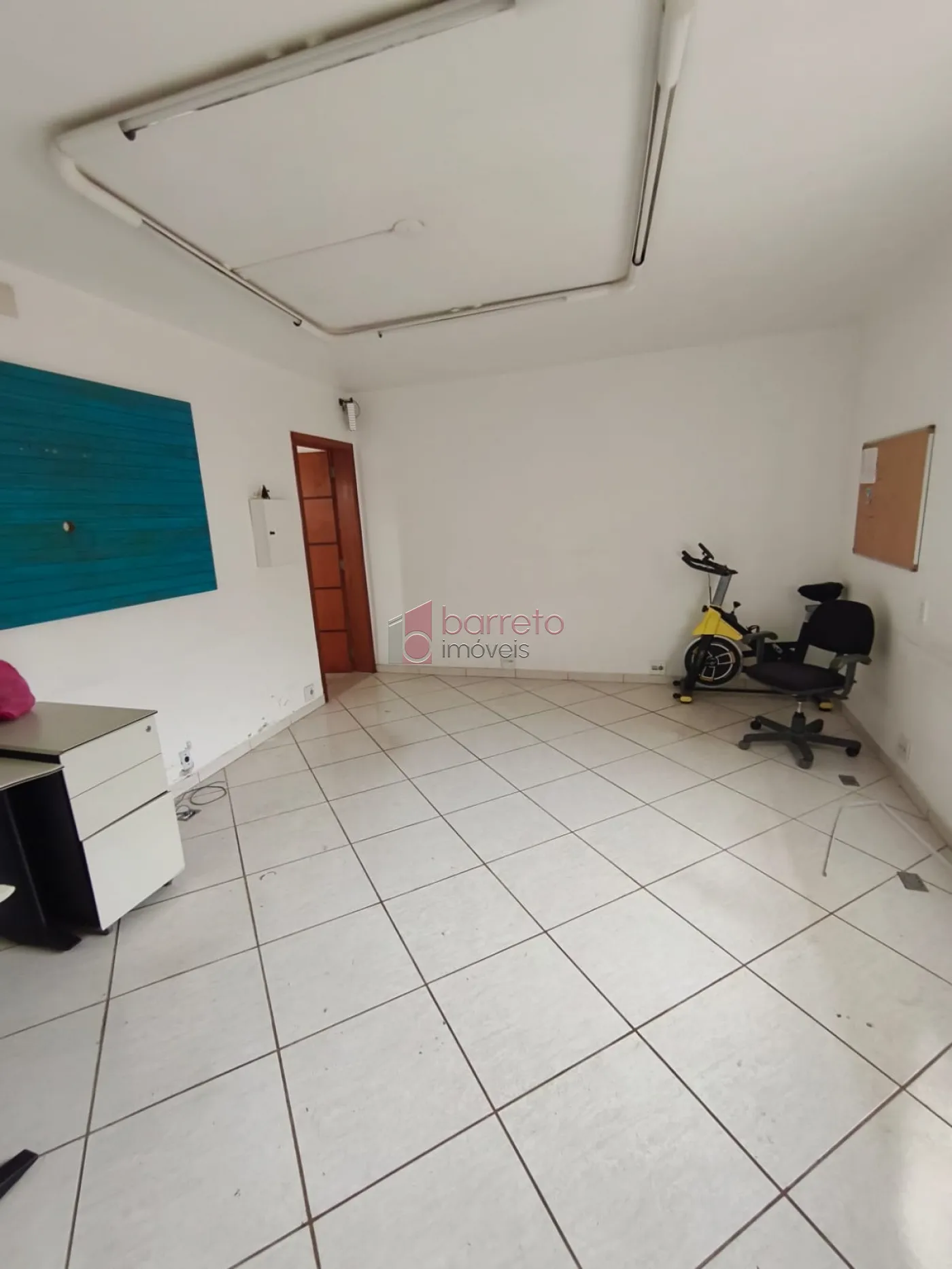 CASA À VENDA NO BAIRRO TORRES DE SÃO JOSÉ EM JUNDIAÍ/SP