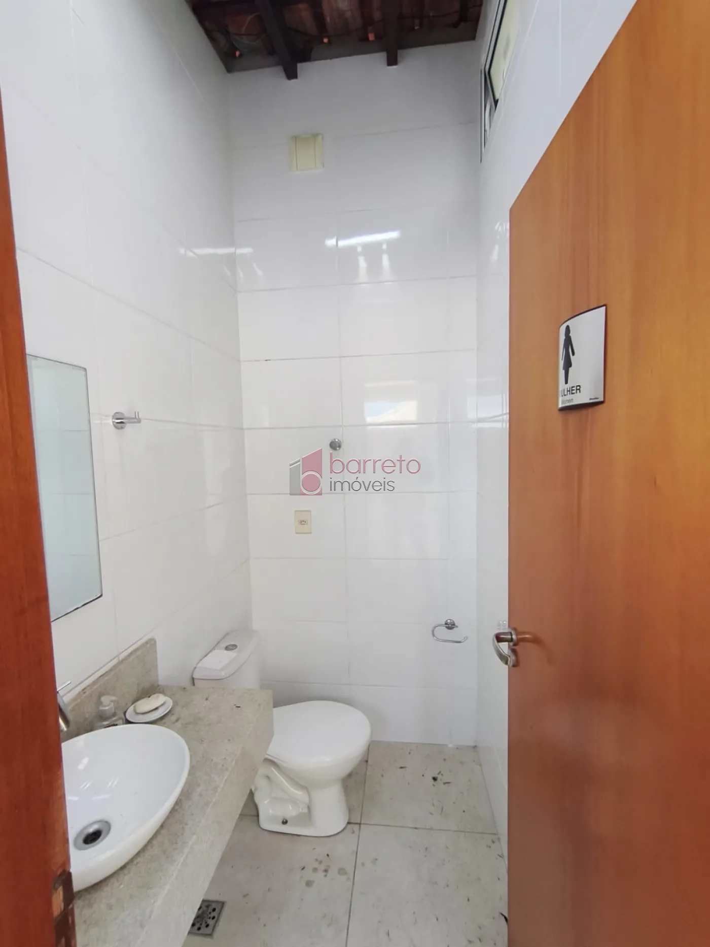 CASA À VENDA NO BAIRRO TORRES DE SÃO JOSÉ EM JUNDIAÍ/SP