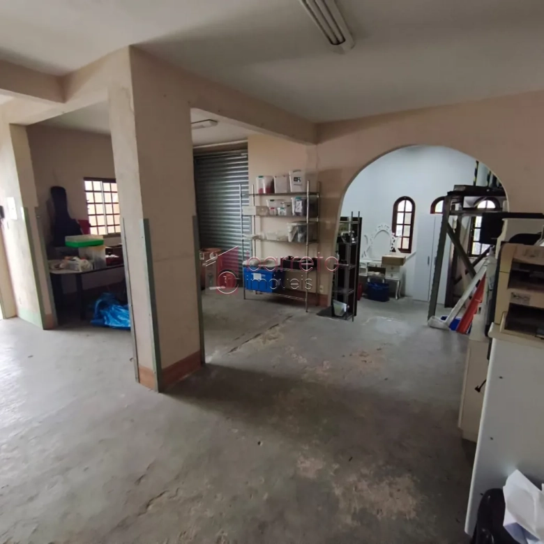 CASA À VENDA NO BAIRRO TORRES DE SÃO JOSÉ EM JUNDIAÍ/SP